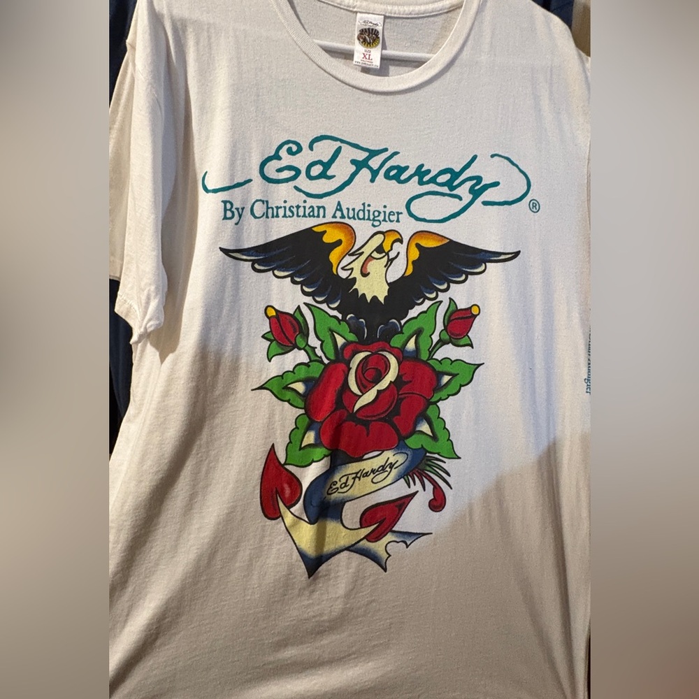 Traditional tattoo eagle anchor
Y2K ED HARDY vintage